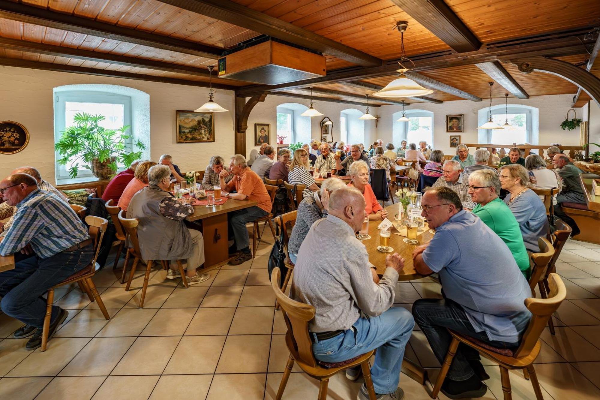 Landgasthof Ochsen Neresheim Exterior photo